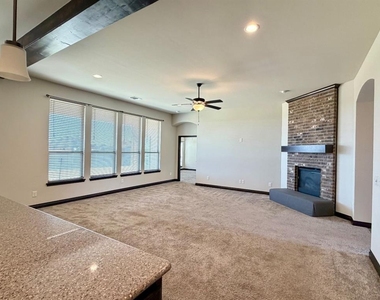10432 Nw 33rd Street - Photo Thumbnail 3