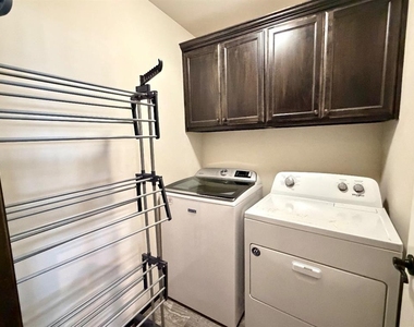 10432 Nw 33rd Street - Photo Thumbnail 7