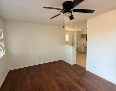 917 N Danville Drive - Photo Thumbnail 1