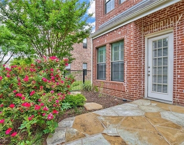 2107 Lucerne Cove - Photo Thumbnail 26