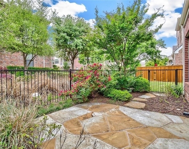2107 Lucerne Cove - Photo Thumbnail 25