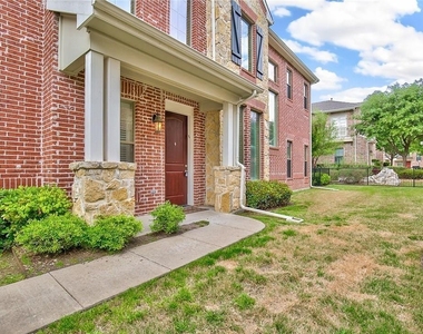 2107 Lucerne Cove - Photo Thumbnail 2