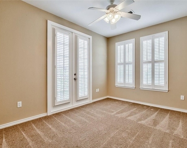 2107 Lucerne Cove - Photo Thumbnail 22