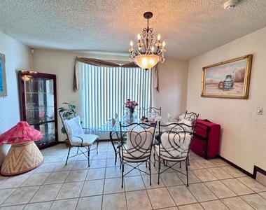 2825 Tealwood Drive - Photo Thumbnail 12