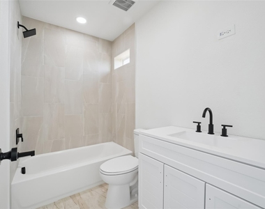 341 Bryan - Photo Thumbnail 22