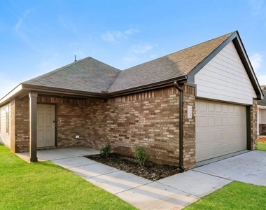 2009 Dogwood Drive - Photo Thumbnail 1