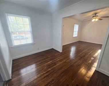 3824 Nw 25th Street - Photo Thumbnail 6