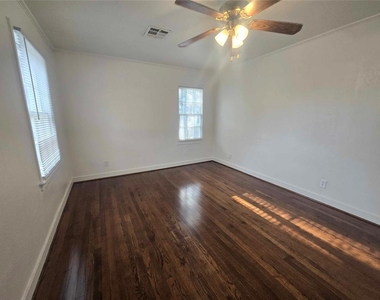 3824 Nw 25th Street - Photo Thumbnail 1