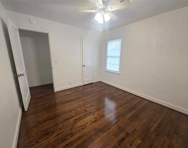 3824 Nw 25th Street - Photo Thumbnail 8