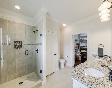 4428 Lake Breeze Drive - Photo Thumbnail 28