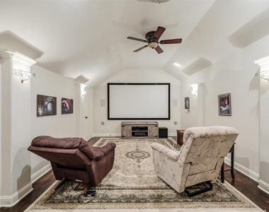 4428 Lake Breeze Drive - Photo Thumbnail 31