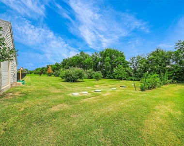 4428 Lake Breeze Drive - Photo Thumbnail 39
