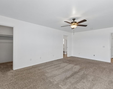 11820 Nw 130th Street - Photo Thumbnail 14