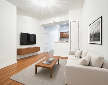 146 East 39th Street - Photo Thumbnail 1