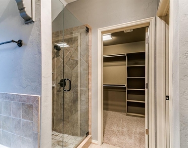 805 Nw 193rd Street - Photo Thumbnail 34