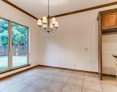 805 Nw 193rd Street - Photo Thumbnail 12