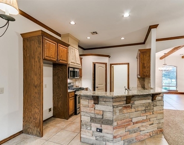 805 Nw 193rd Street - Photo Thumbnail 16