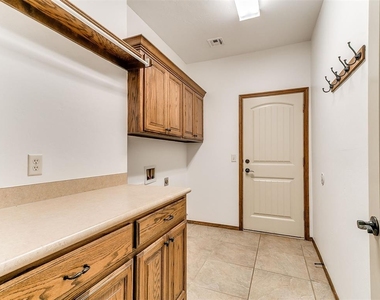 805 Nw 193rd Street - Photo Thumbnail 38