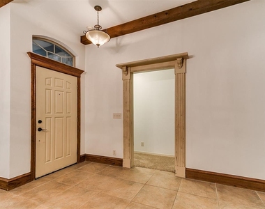 805 Nw 193rd Street - Photo Thumbnail 4