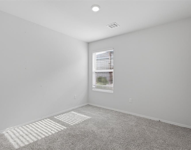 11832 Nw 94th Street - Photo Thumbnail 26