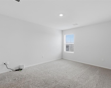 11832 Nw 94th Street - Photo Thumbnail 20