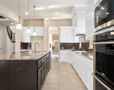 1730 Sweetwater Lane - Photo Thumbnail 11