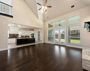 1730 Sweetwater Lane - Photo Thumbnail 8