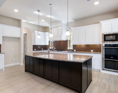 1730 Sweetwater Lane - Photo Thumbnail 12
