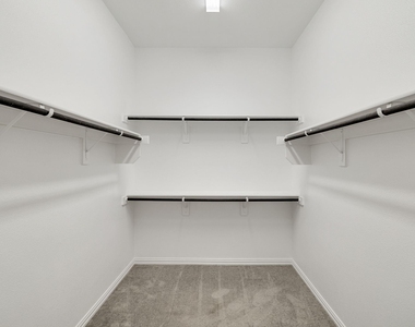 3100 Greenbriar Drive - Photo Thumbnail 23