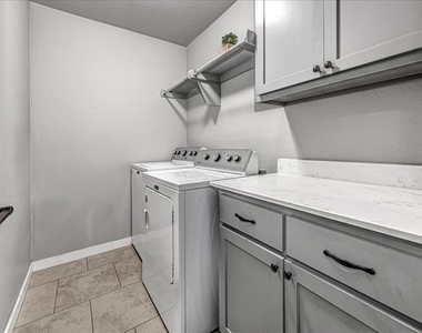 10300 Glover River Drive - Photo Thumbnail 28