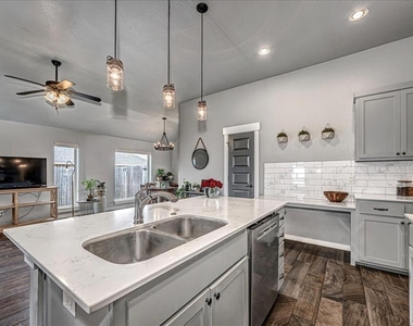 10300 Glover River Drive - Photo Thumbnail 10