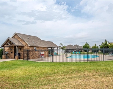 10300 Glover River Drive - Photo Thumbnail 38