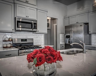 10300 Glover River Drive - Photo Thumbnail 8