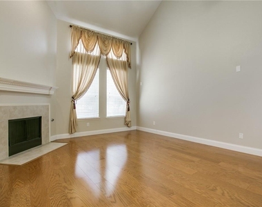 4408 Caledonia Creek Lane - Photo Thumbnail 8