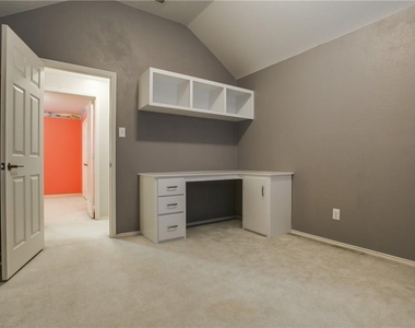 4408 Caledonia Creek Lane - Photo Thumbnail 18