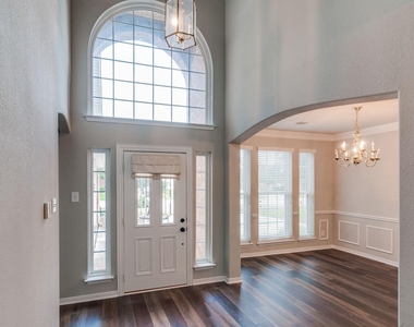 29 Chimney Rock Drive - Photo Thumbnail 6