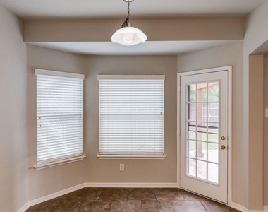 29 Chimney Rock Drive - Photo Thumbnail 17