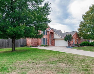 29 Chimney Rock Drive - Photo Thumbnail 3