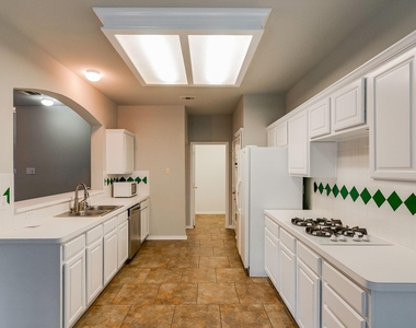 29 Chimney Rock Drive - Photo Thumbnail 15