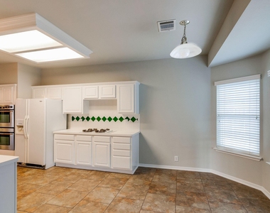 29 Chimney Rock Drive - Photo Thumbnail 13