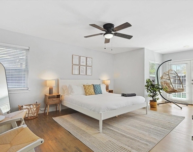 3608 Courtdale - Photo Thumbnail 12