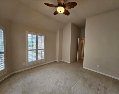 1009 Ricci Court - Photo Thumbnail 22