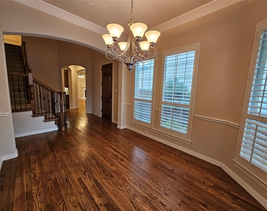 1009 Ricci Court - Photo Thumbnail 3