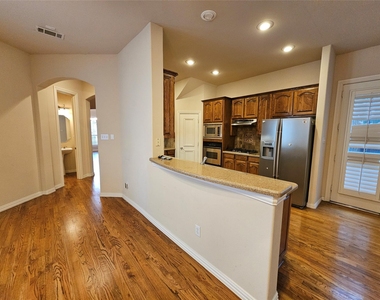 1009 Ricci Court - Photo Thumbnail 11