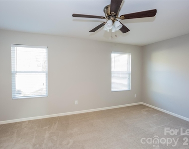 1072 Ramsgate Drive Sw - Photo Thumbnail 6