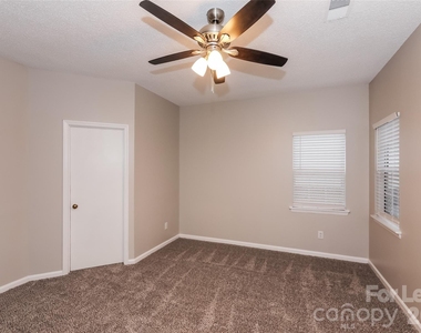 11331 Clayford Ridge - Photo Thumbnail 8