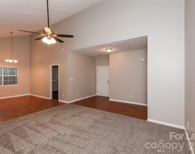 11331 Clayford Ridge - Photo Thumbnail 5