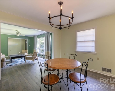 34 Willow Street - Photo Thumbnail 13