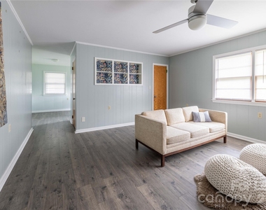 34 Willow Street - Photo Thumbnail 27