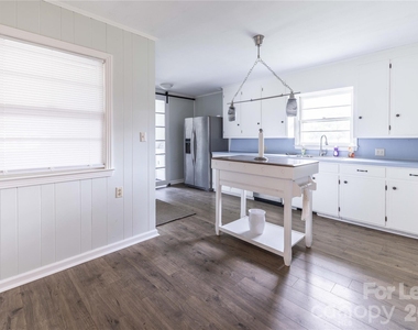 34 Willow Street - Photo Thumbnail 29